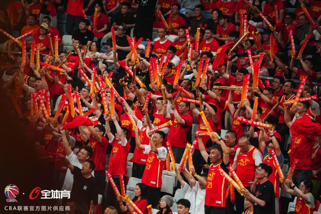 尼克斯53年首冠！NBA历届总冠军全记录