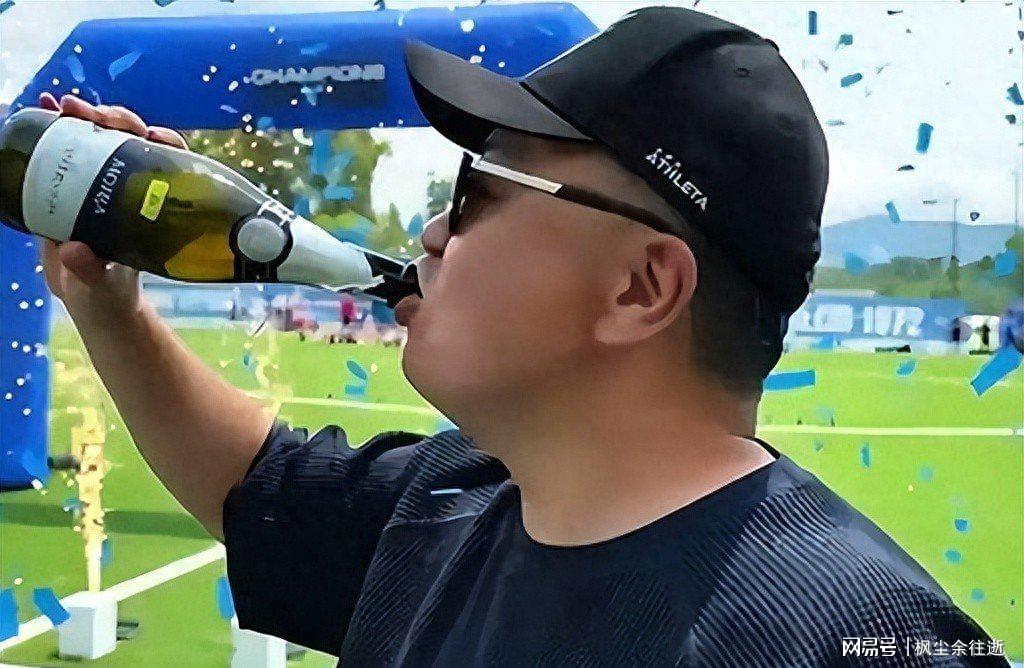 斯科拉里：维尼修斯和我承诺在世界杯上进6球