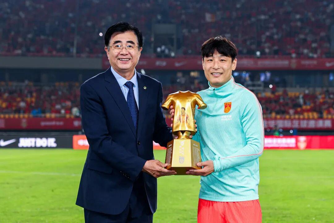 乐鱼体育抽掉全部巴萨球员，这套西班牙首发还能夺冠