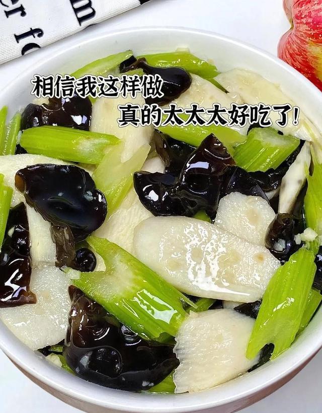 阿根廷跟队透露：罗梅罗将首发出战佛得角，劳塔罗比小蜘蛛顺位靠前