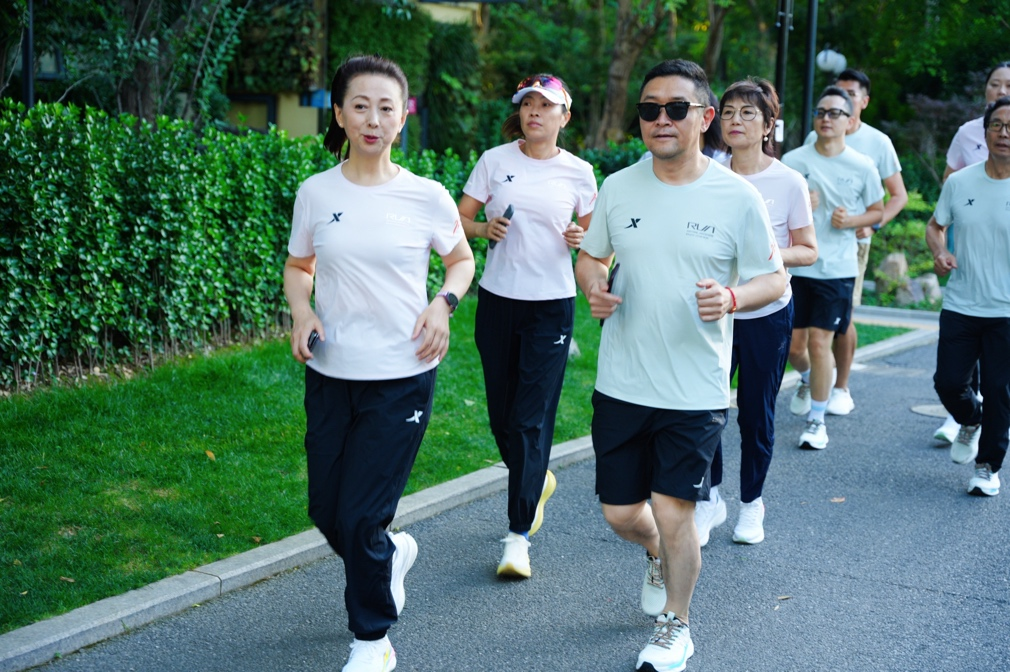 媒体曝纳格尔斯曼已辞去德国队帅位，接受约500万镑补偿，克洛普有望救火